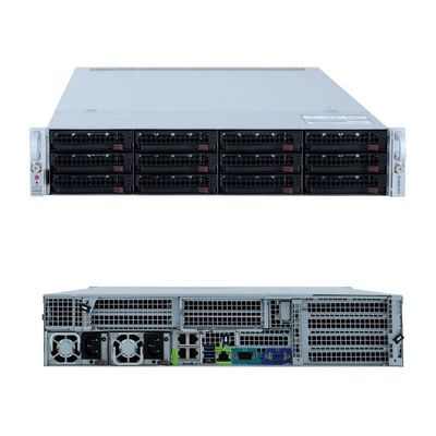 Server dati montato su rack ad alto supporto con 24 vani unità da 2,5" e storage interno
