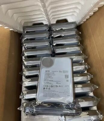 Dischi rigidi aziendali Seagate Exos EXOS da 28 TB Modello: ST30000NM011F