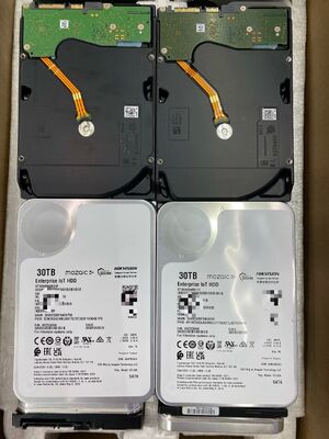 Dischi rigidi aziendali Seagate Exos EXOS da 28 TB Modello: ST30000NM011F